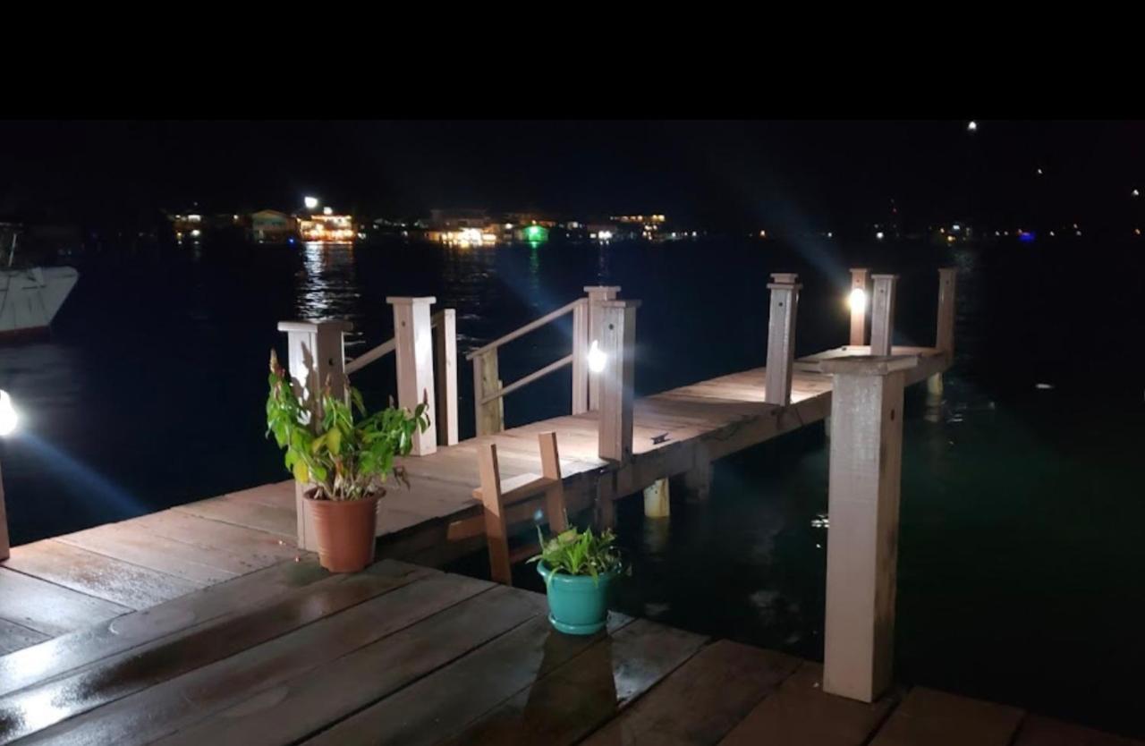 Hotel Los Balcones Over Seas Bocas del Toro Eksteriør billede